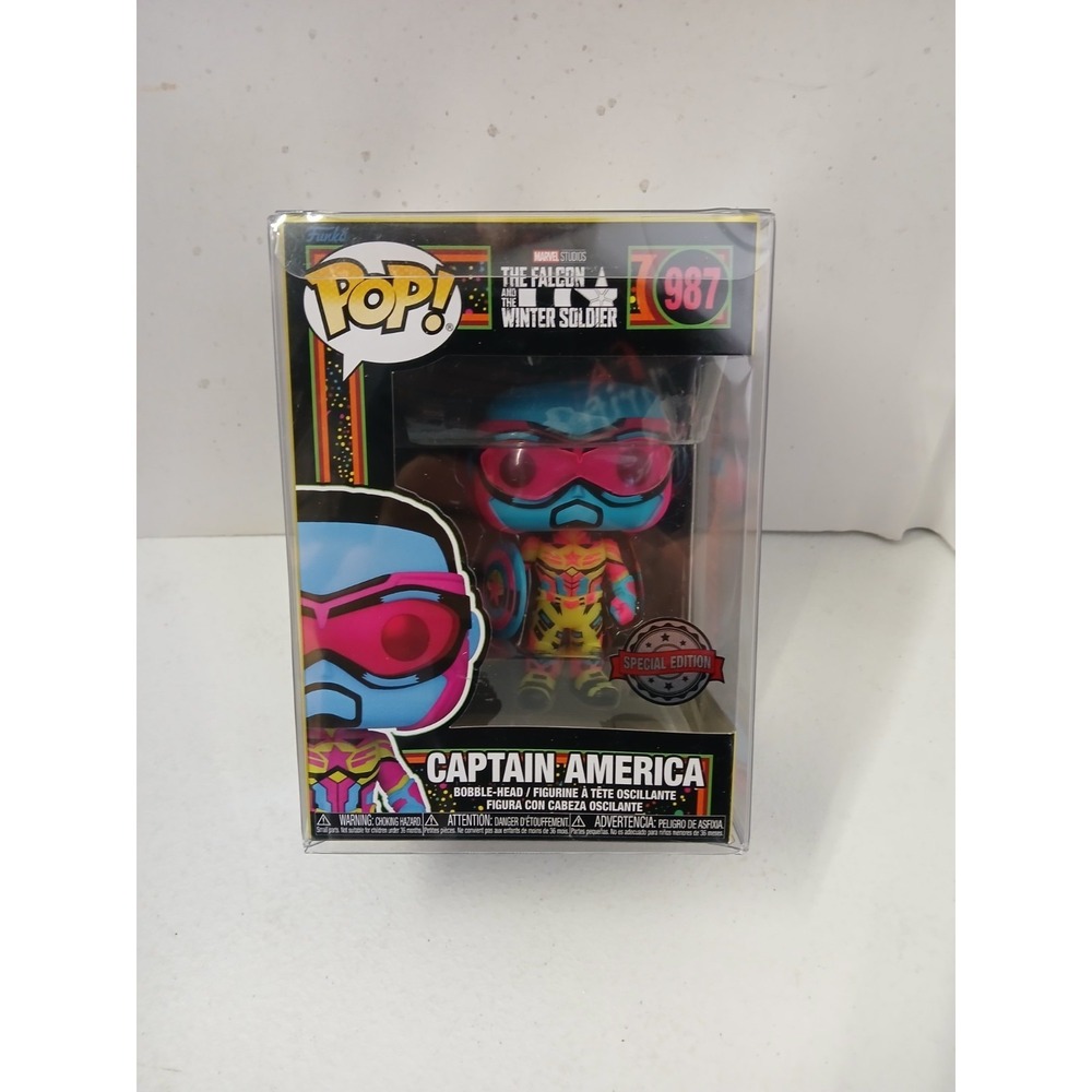 FUNKO POP! Marvel Black Light Captain America‎ #987 Special Edition W/ Protector